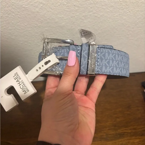Michael Kors Light Blue Monogram Belt - Picture 4 of 8